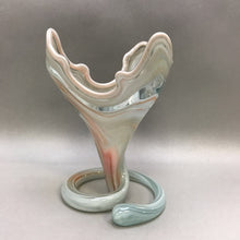 Load image into Gallery viewer, Vintage Art Glass Trumpet / Tulip Vase (~9&quot;)
