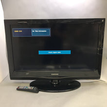 Load image into Gallery viewer, Samsung 32&quot; LCD Tv w/ Remote
