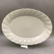 Load image into Gallery viewer, Sheffield Bone White Oval Serving Platter (14&quot;)
