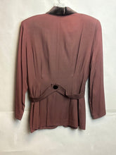 Load image into Gallery viewer, 2pc Set Vintage Dani Max Petites Rayon Blend Brown Pant Suit Size M
