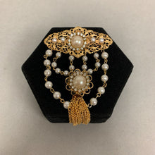 Load image into Gallery viewer, Vintage Victorian Style Goldtone Faux Pearl Swag Brooch Pin (4.5")

