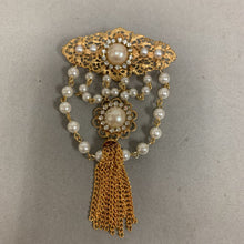 Load image into Gallery viewer, Vintage Victorian Style Goldtone Faux Pearl Swag Brooch Pin (4.5")
