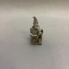 Load image into Gallery viewer, Gallo Pewter Dragon &quot;Wizard Sorcerer With Spell Book (3&quot;)
