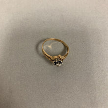 Load image into Gallery viewer, 10K Gold Blue Topaz Ring sz 7.5 (1.9g)
