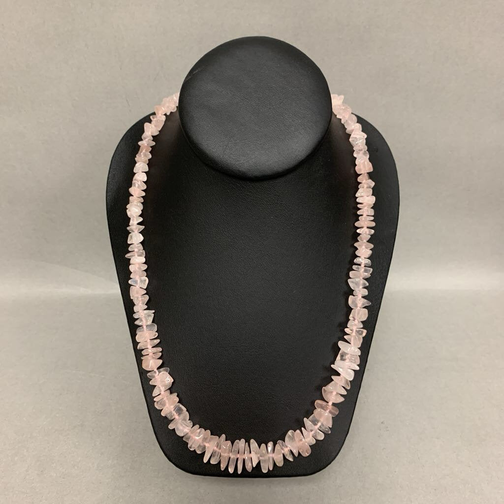 Rose Quartz Chip Beaded Necklace (28