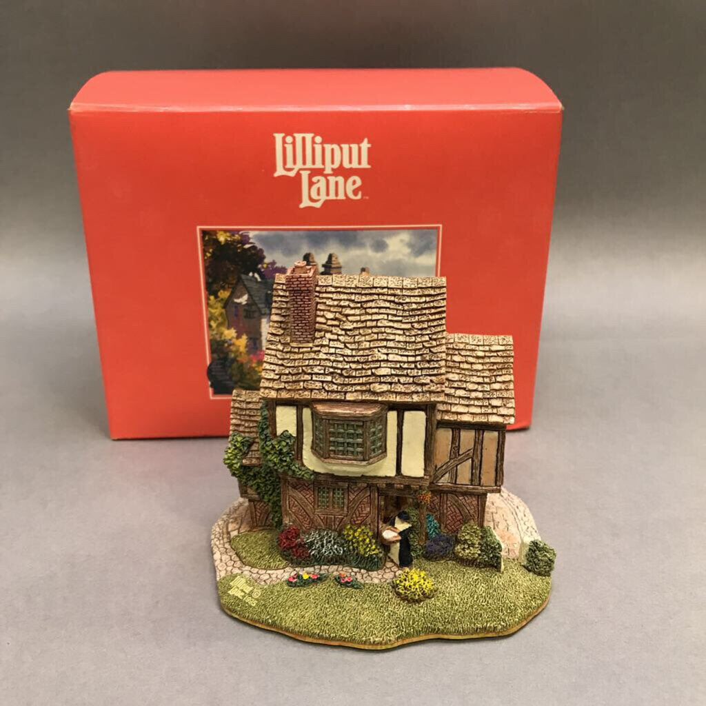 Lilliput Lane Cottage - Grandma Batty's Tea Room (4