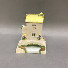 Load image into Gallery viewer, Coalport &#39;Bridge House&#39; Figurine (~4.5x3.5x3)
