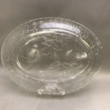 Load image into Gallery viewer, Anchor Hocking Embossed Leaves, Berries Oval Glass Platter (18x13.5)
