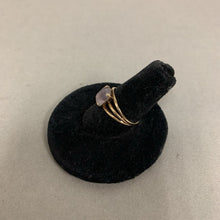 Load image into Gallery viewer, 10K Gold Rose Quartz Ring sz 5.75 (1.7g)
