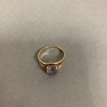 Load image into Gallery viewer, 10K Gold Rose Quartz Ring sz 5.75 (1.7g)
