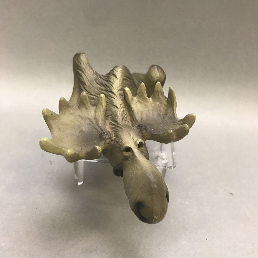 Moose Figurine (8