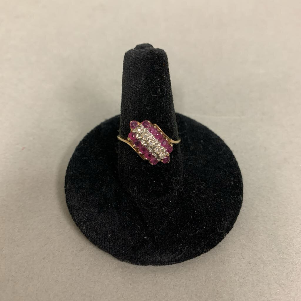 10K Gold Ruby Diamond Ring sz 5.5 (2.3g)