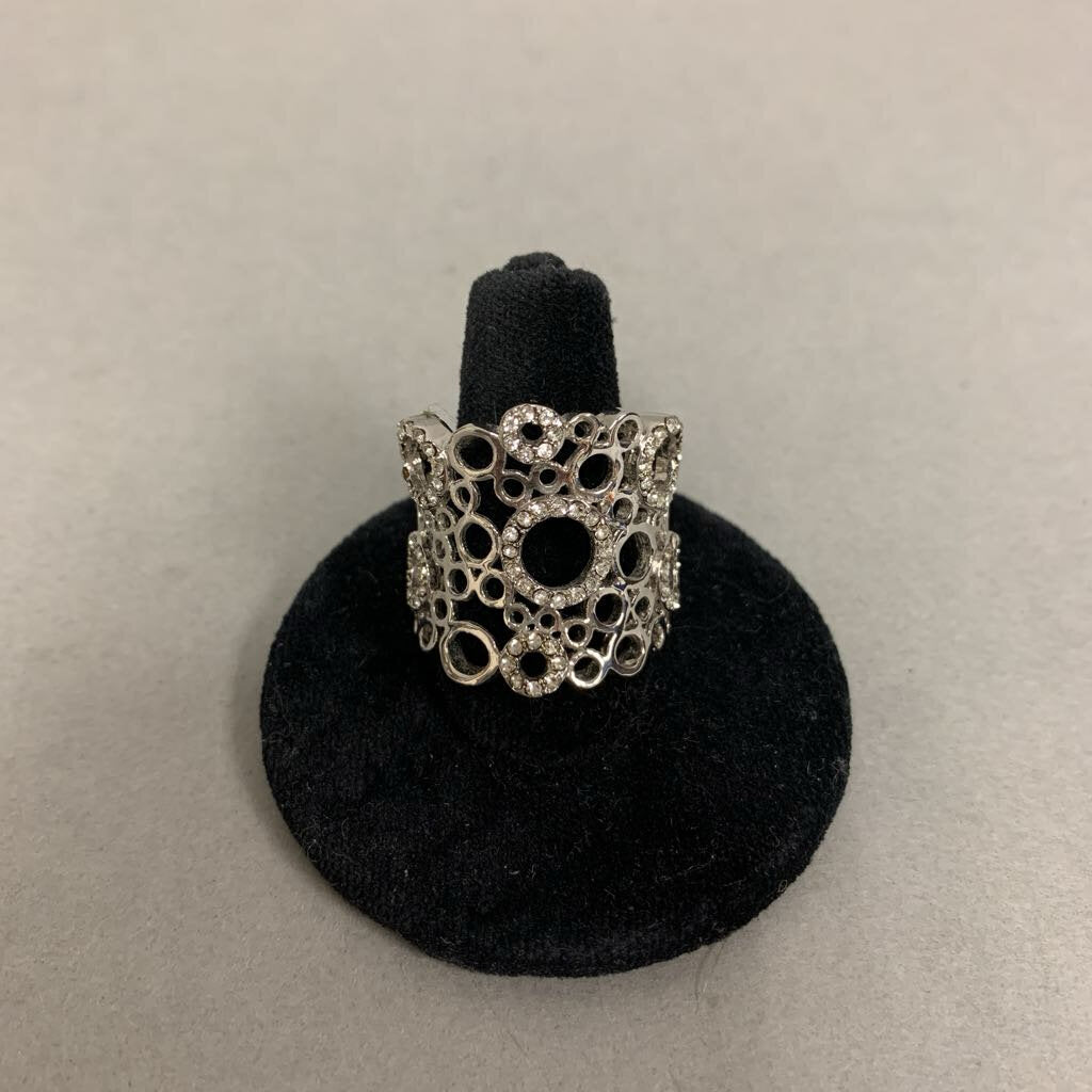 Park Lane Silvertone Austrian Crystal Ovation Ring sz 8
