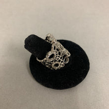 Load image into Gallery viewer, Park Lane Silvertone Austrian Crystal Ovation Ring sz 8
