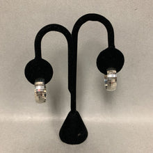 Load image into Gallery viewer, Milor Sterling Faceted Hoop Earrings (1&quot;)
