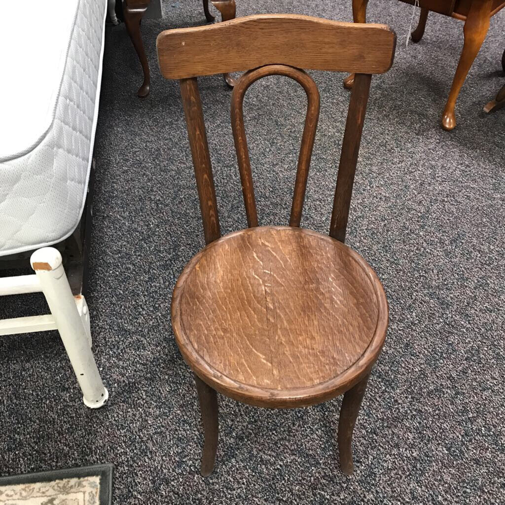 Chair (35x18x18)
