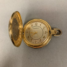 Load image into Gallery viewer, Vintage 1971 Kennedy Half Dollar Claremont Mechanical Pocket Watch (2.5&quot;)
