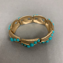 Load image into Gallery viewer, Vintage Trifari Brushed Goldtone Turquoise Cabochon Bracelet Signed (7&quot;)
