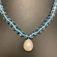 Load image into Gallery viewer, Baroque Pearl Pendant on Blue Crystal Beaded Magnetic Clasp Necklace (20&quot;)
