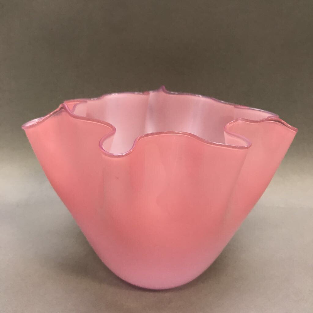 Vintage Hand Blown Pink Ruffle Vase (5x7)