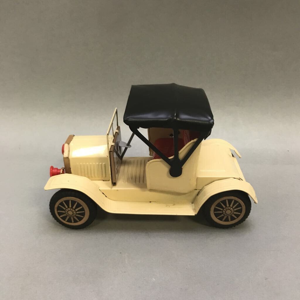 Opel Tin Friction Toy Car BY234 Japan (4x6x3)