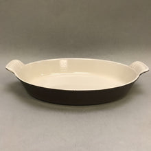 Load image into Gallery viewer, Le Creuset Brown Au Gratin Casserole Dish #24 (11x7x2)
