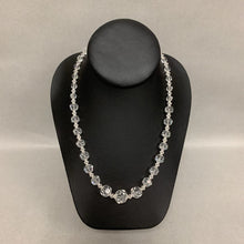 Load image into Gallery viewer, Vintage Faceted Crystal Graduated Bead Necklace (18&quot;)
