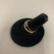 Load image into Gallery viewer, 14K Gold Blue Topaz Ring sz 7 (3.0g)
