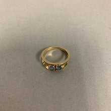 Load image into Gallery viewer, 14K Gold Blue Topaz Ring sz 7 (3.0g)
