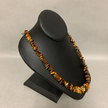 Load image into Gallery viewer, Tigers Eye Graduated Chip Bead Necklace (27&quot;)
