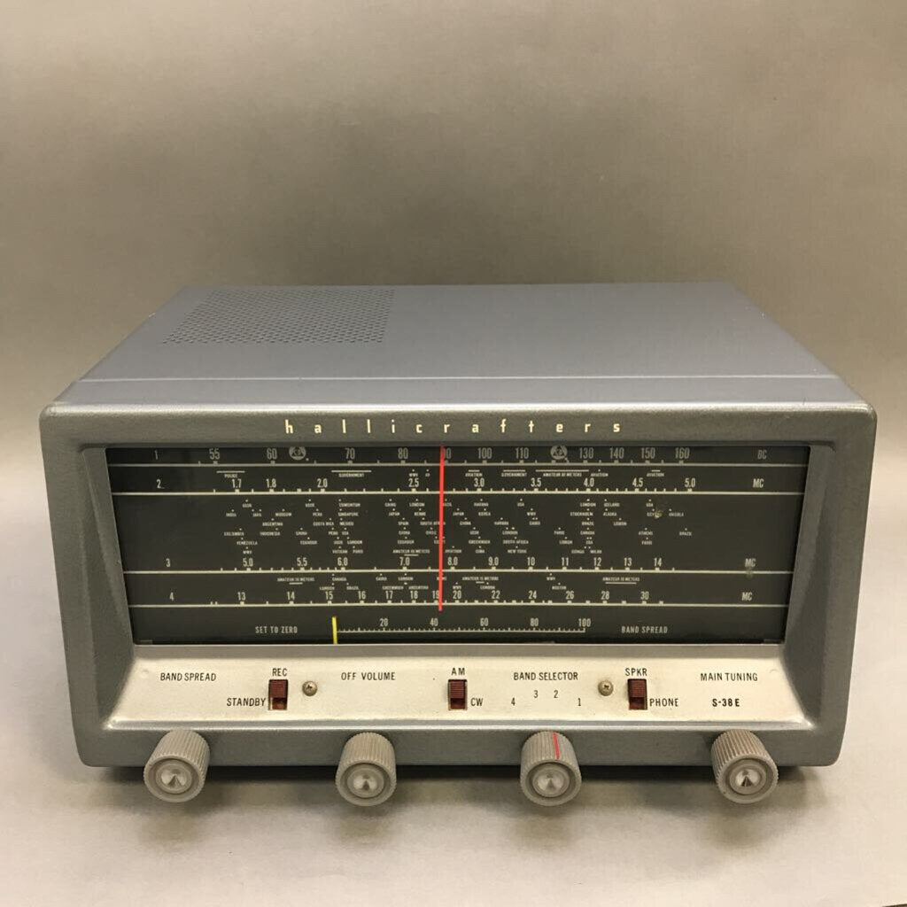 Hallicrafters S-38E Shortwave Radio (7.25x13x9) (As-Is)