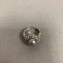 Load image into Gallery viewer, Gems En Vogue Sterling Gray Pearl Ring sz 6

