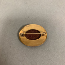 Load image into Gallery viewer, 10K Gold Sunstone Vintage Brooch 1.5&quot; Pin (8.3g)
