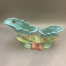 Load image into Gallery viewer, Hull Pottery Double-Cornucopia Vase #B-13 (~8&quot;)

