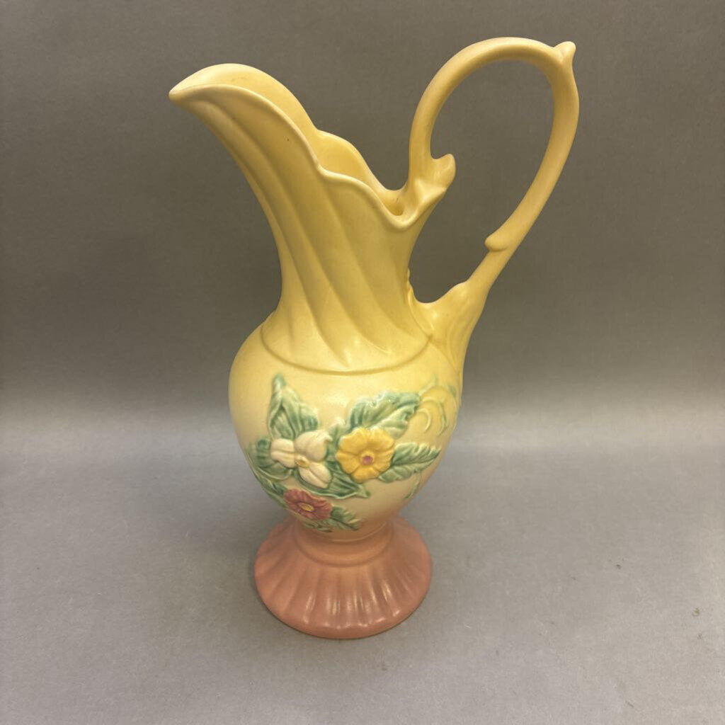 Hull Pottery Wildflower Pitcher / Ewer #W-19 (~14