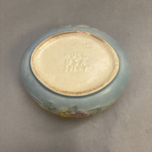 Load image into Gallery viewer, Hull Pottery Wild Rose Jardiniere / Planter #521 (~3x7x5.5)
