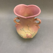 Load image into Gallery viewer, Hull Pottery Magnolia #15 (7&quot;) AS IS
