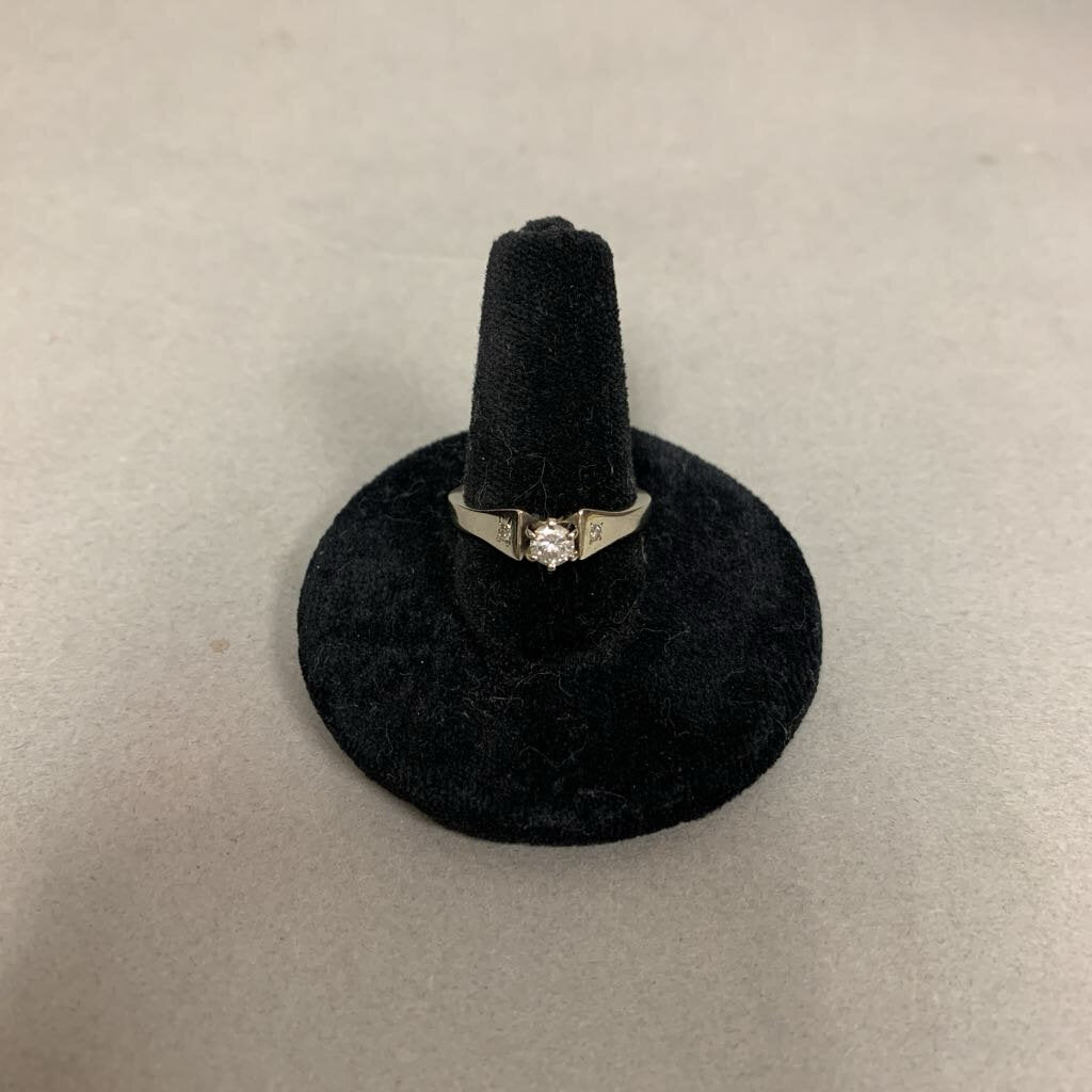 14K White Gold Diamond Engagement Ring sz 6 (4.3g)