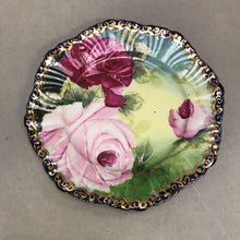 Load image into Gallery viewer, Hand Painted Plate (7&quot;)
