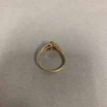 Load image into Gallery viewer, 10K Gold Topaz Ring sz 6.5 (1.8g)
