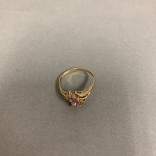 Load image into Gallery viewer, 10K Gold Topaz Ring sz 6.5 (1.8g)
