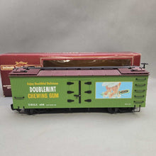 Load image into Gallery viewer, Bachmann G-Scale Train Car - Wrigley Doublemint Chewing Gum (6.5x22x5)
