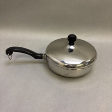 Load image into Gallery viewer, Vintage Farberware Aluminum Clad Stainless Steel Skillet Pan With Lid (7&quot;)
