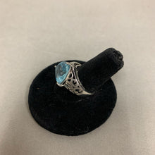 Load image into Gallery viewer, Stering Blue Topaz Trillion Cut Filligree Ring sz 6
