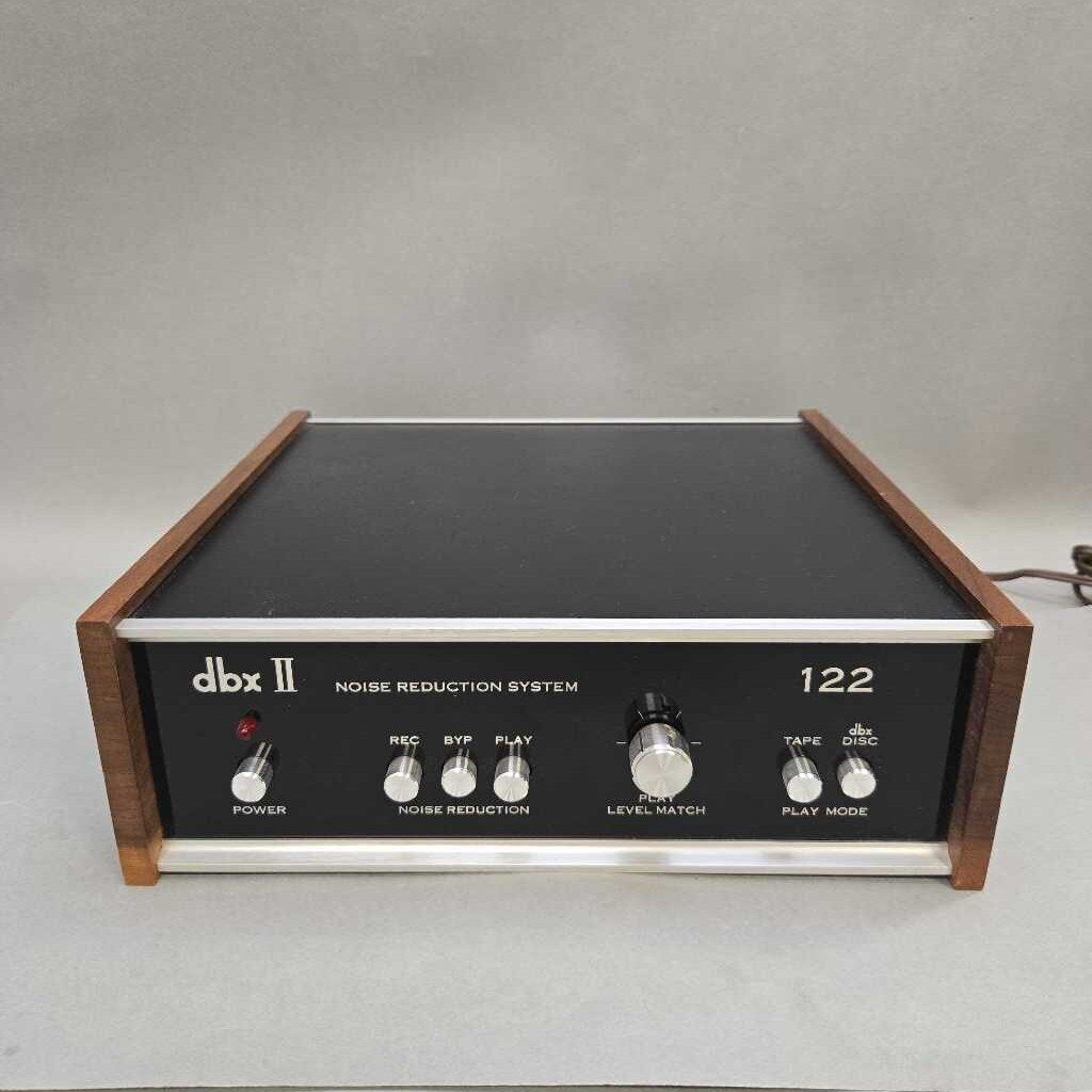 DBX II Noise Reduction System #122 (3.75x11x10)