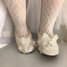 Load image into Gallery viewer, Bride Large Doll - by Kingstate, The Dollcrafter (23&quot;)
