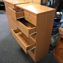 Load image into Gallery viewer, Dresser 6 Drawer (49x32x18)
