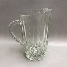 Load image into Gallery viewer, Anchor Hocking Crown Point Clear Glass Pitcher (9&quot;)
