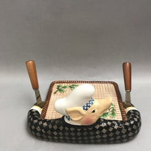 Load image into Gallery viewer, Department 56 Jam Bon Trivet Piglet Tray Cheese Plate with Knives (8&quot;)
