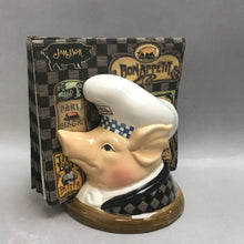 Load image into Gallery viewer, Department 56 Jam Bon Trivet Pig Napkin Holder with Napkins (6&quot;)
